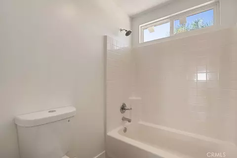 Bath - 243 Monument Pkwy, Perris, CA 92570 photo 8 of 8