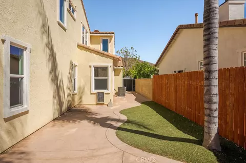 Exterior - 243 Monument Pkwy, Perris, CA 92570 photo 3 of 6