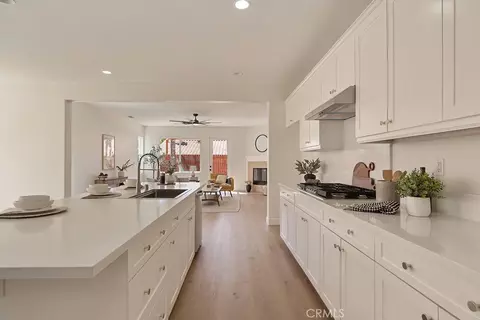 Entry Way - 243 Monument Pkwy, Perris, CA 92570 photo 2 of 4