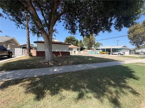 Exterior - 8005 Garfield St, Riverside, CA 92504 photo 3 of 10