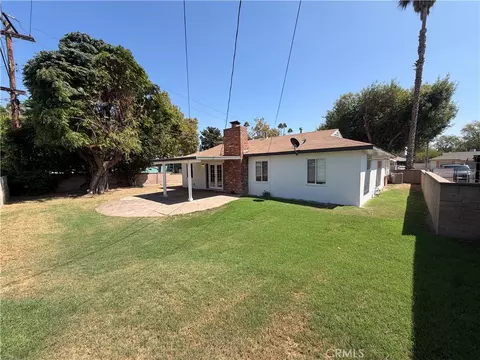 Exterior - 8005 Garfield St, Riverside, CA 92504 photo 6 of 10