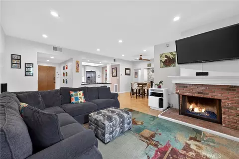 8180 Manitoba St #136, Playa Del Rey, CA 90293