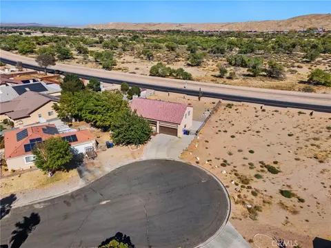 View/Area - 15080 Birdie Ln, Helendale, CA 92342 photo 3 of 8