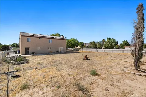 Exterior - 15080 Birdie Ln, Helendale, CA 92342 photo 7 of 8