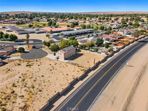 View/Area - 15080 Birdie Ln, Helendale, CA 92342 photo 5 of 8