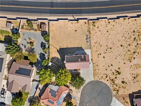 View/Area - 15080 Birdie Ln, Helendale, CA 92342 photo 2 of 8