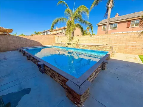 Exterior - 7565 Blue Mist Ct, Fontana, CA 92336 photo 3 of 4