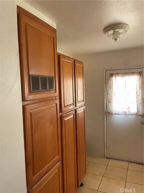 Other - 944 Elizabeth, Barstow, CA 92311 photo 2 of 3