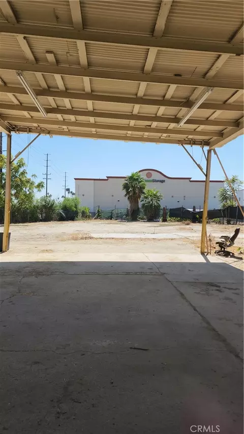 Exterior - 3112 1st, Riverside, CA 92507 photo 17 of 21