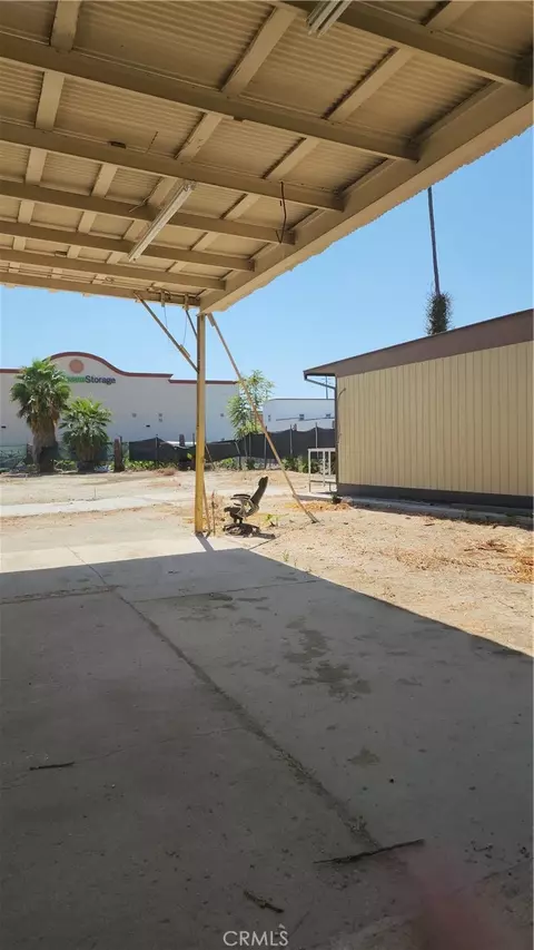 Exterior - 3112 1st, Riverside, CA 92507 photo 19 of 21
