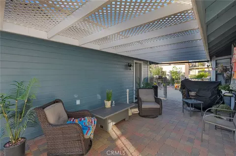Exterior - 17340 Buckthorn, Hesperia, CA 92345 photo 4 of 10