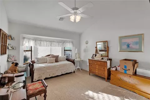Bedroom - 17340 Buckthorn, Hesperia, CA 92345 photo 1 of 4