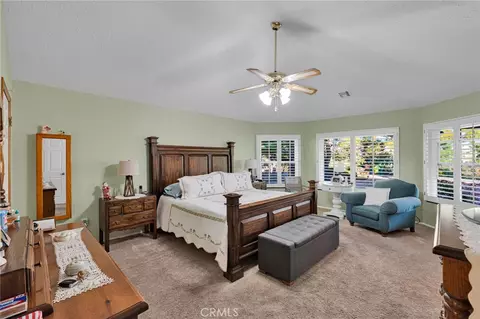 Bedroom - 17340 Buckthorn, Hesperia, CA 92345 photo 2 of 4