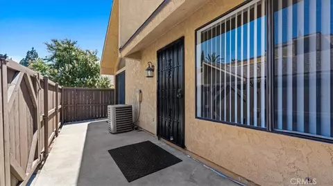 Exterior - 435 W 9th #B1, Upland, CA 91786 photo 3 of 12