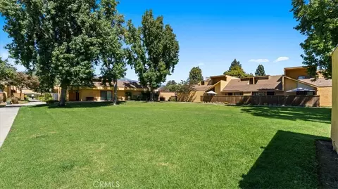 Exterior - 435 W 9th #B1, Upland, CA 91786 photo 7 of 12
