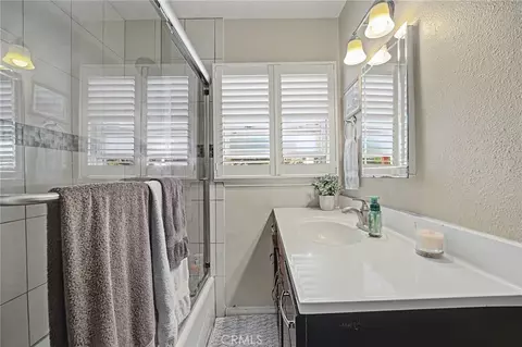 Bath - 621 E Cypress Ave, Glendora, CA 91741 photo 3 of 6