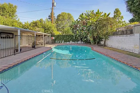 Exterior - 621 E Cypress Ave, Glendora, CA 91741 photo 11 of 13