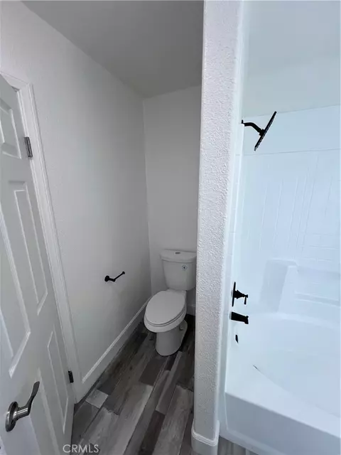 Bath - 11490 4th, Hesperia, CA 92345 photo 3 of 5