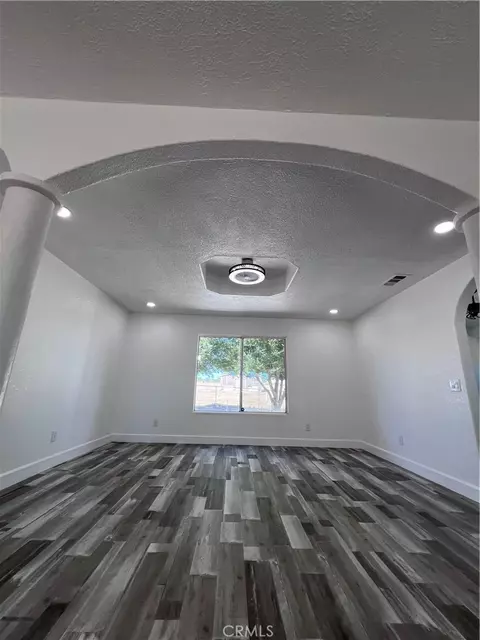 Living - 11490 4th, Hesperia, CA 92345 photo 6 of 6