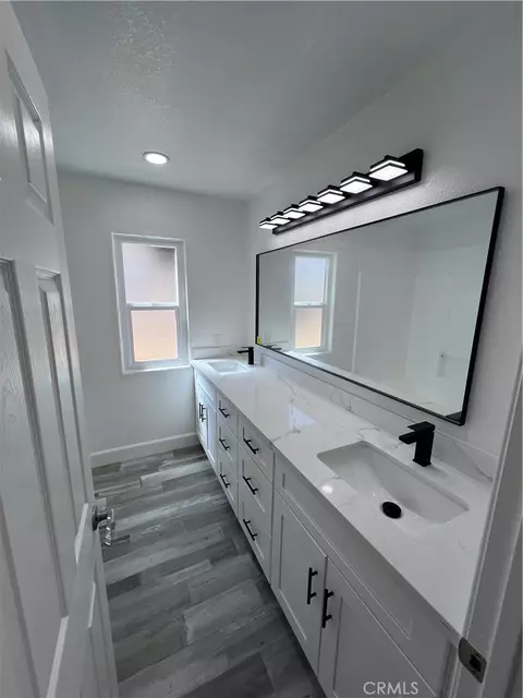 Bath - 11490 4th, Hesperia, CA 92345 photo 5 of 5