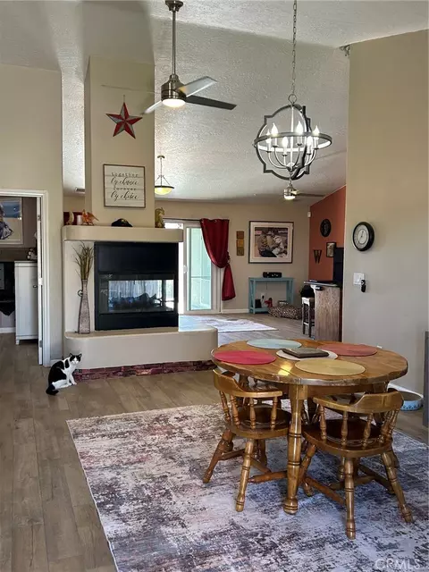 Dining - 15455 Halinor, Hesperia, CA 92345 photo 1 of 1