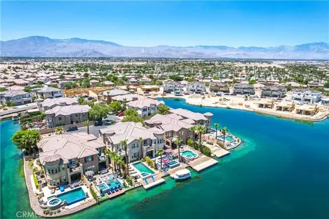 View/Area - 43196 Bacino Ct, Indio, CA 92203 photo 2 of 3