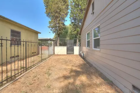 Exterior - 2803 Ladera Rd, San Bernardino, CA 92405 photo 10 of 17