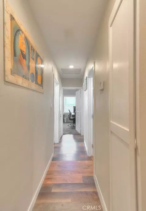 Entry Way - 2803 Ladera Rd, San Bernardino, CA 92405 photo 4 of 4