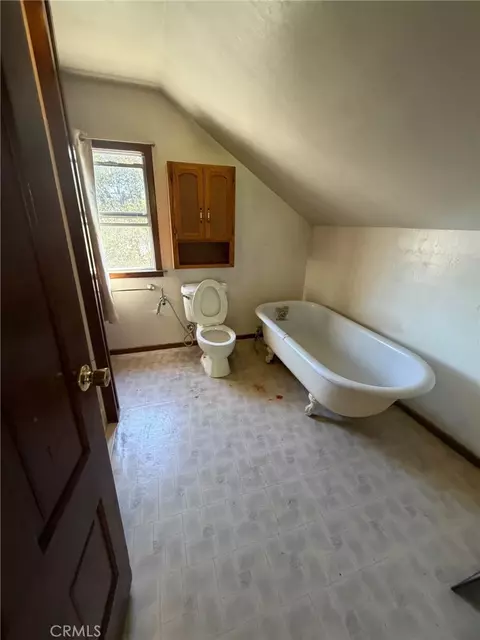 Bath - 302 E 4th, Ontario, CA 91764 photo 2 of 2