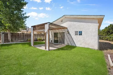 Exterior - 10944 Chelsea, Oak Hills, CA 92344 photo 10 of 10
