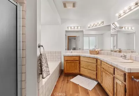 Bath - 10944 Chelsea, Oak Hills, CA 92344 photo 1 of 5