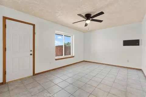 Living - 10944 Chelsea, Oak Hills, CA 92344 photo 6 of 7