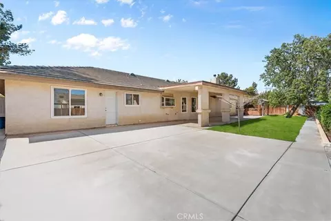Exterior - 10944 Chelsea, Oak Hills, CA 92344 photo 8 of 10