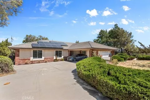 10944 Chelsea, Oak Hills, CA 92344 photo 4