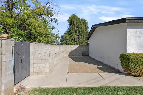 Exterior - 24 S Ash St, Redlands, CA 92373 photo 8 of 8