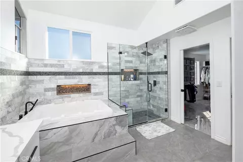 Bath - 7652 Coolgrove, Downey, CA 90240 photo 8 of 11