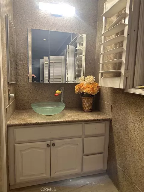 Bath - 24237 Seagreen Dr, Diamond Bar, CA 91765 photo 2 of 5