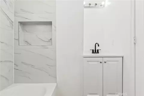 Bath - 129 N K St, Needles, CA 92363 photo 2 of 4
