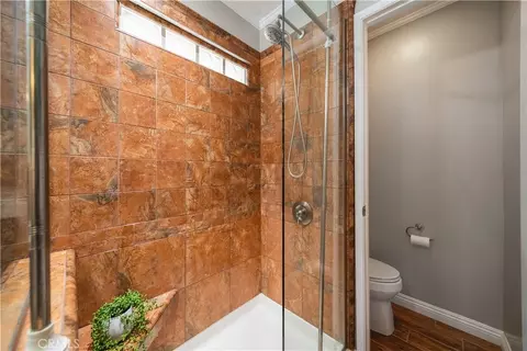 Bath - 1151 E Comstock Ave, Glendora, CA 91741 photo 6 of 8