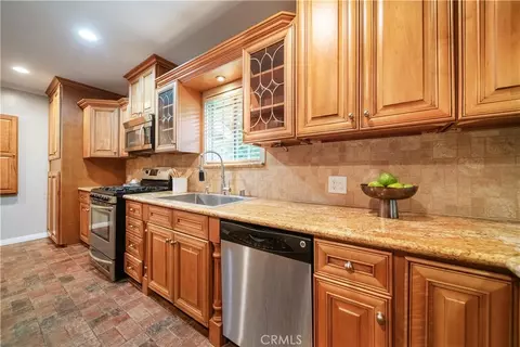 Kitchen - 1151 E Comstock Ave, Glendora, CA 91741 photo 1 of 7