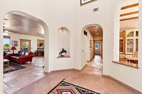 Entry Way - 7414 3rd, Hesperia, CA 92345 photo 4 of 8