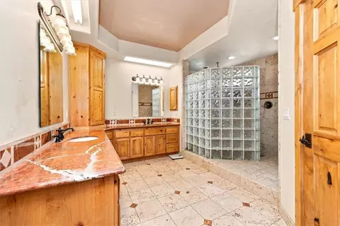 Bath - 7414 3rd, Hesperia, CA 92345 photo 2 of 5