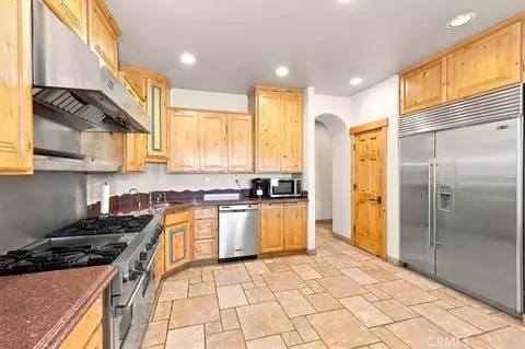 Kitchen - 7414 3rd, Hesperia, CA 92345 photo 2 of 10