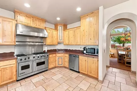 Kitchen - 7414 3rd, Hesperia, CA 92345 photo 4 of 10