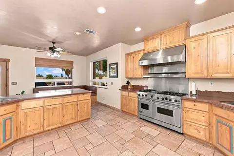 Kitchen - 7414 3rd, Hesperia, CA 92345 photo 3 of 10