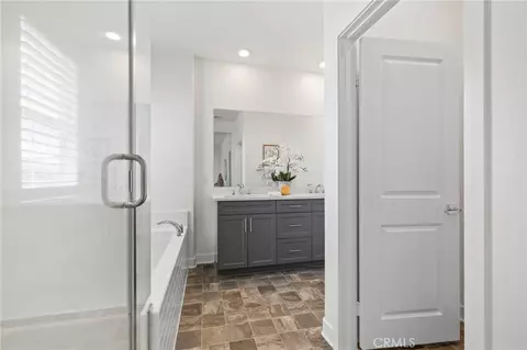Entry Way - 810 Enchanted Hideaway, Upland, CA 91786 photo 3 of 3