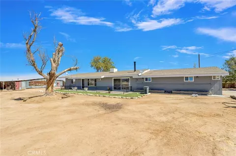 Exterior - 10274 Merino Ave, Apple Valley, CA 92308 photo 9 of 13