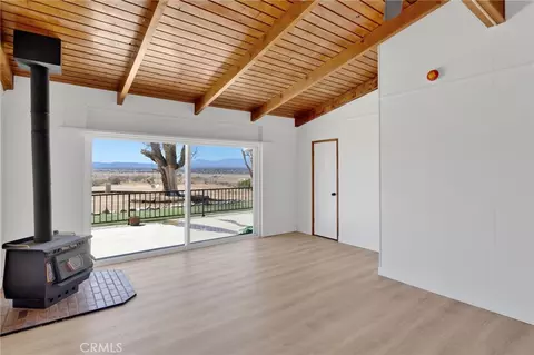 Living - 10274 Merino Ave, Apple Valley, CA 92308 photo 9 of 10