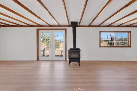 Living - 10274 Merino Ave, Apple Valley, CA 92308 photo 2 of 10