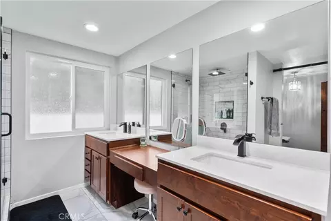 Bath - 2485 San Mateo Dr, Upland, CA 91784 photo 3 of 5